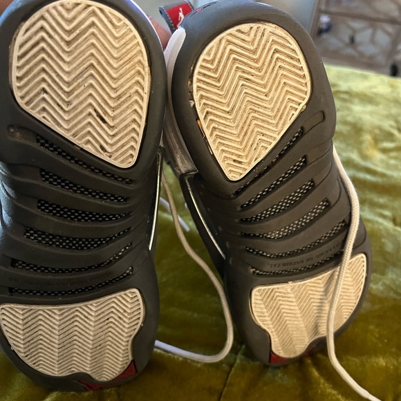 Gray / white Jordan’s great condition - Picture 3 of 6